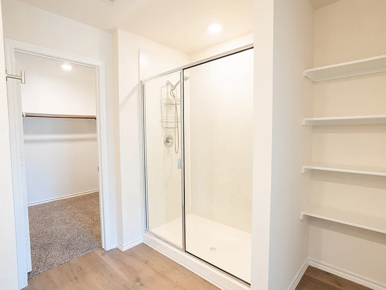 1833 Pecan Valley Dr — Photo 24