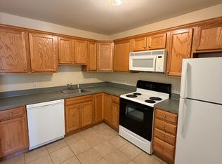 125 Main St #404, East Haven, CT 06512