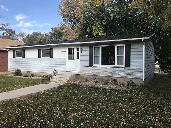 2nd image of 509 W Hurlbut St