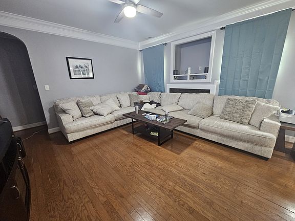 2nd image of 210 Vilas Way N
