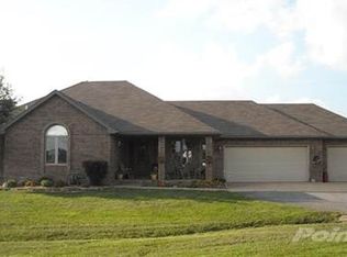 145 Foxtail Dr, Fordland, MO 65652
