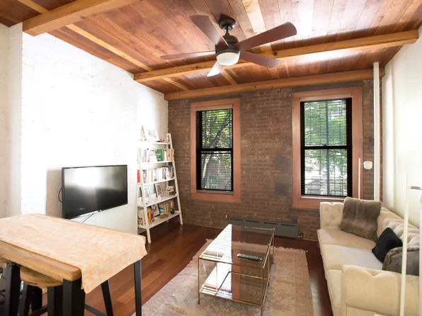 138 West 10th Street image 1 of 8