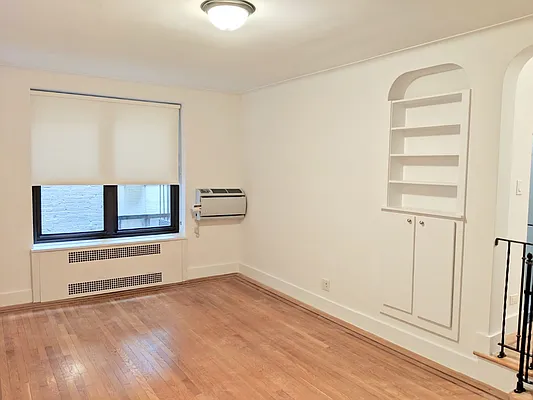 Rented by Clipper Equity (Manual) DO NOT USE | media 3