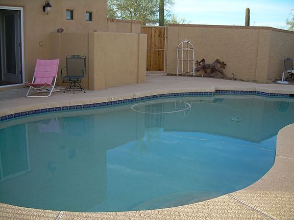 diving pool off the master