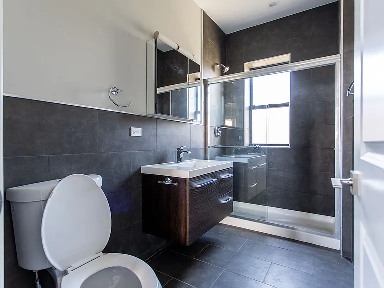 3R - Bathroom