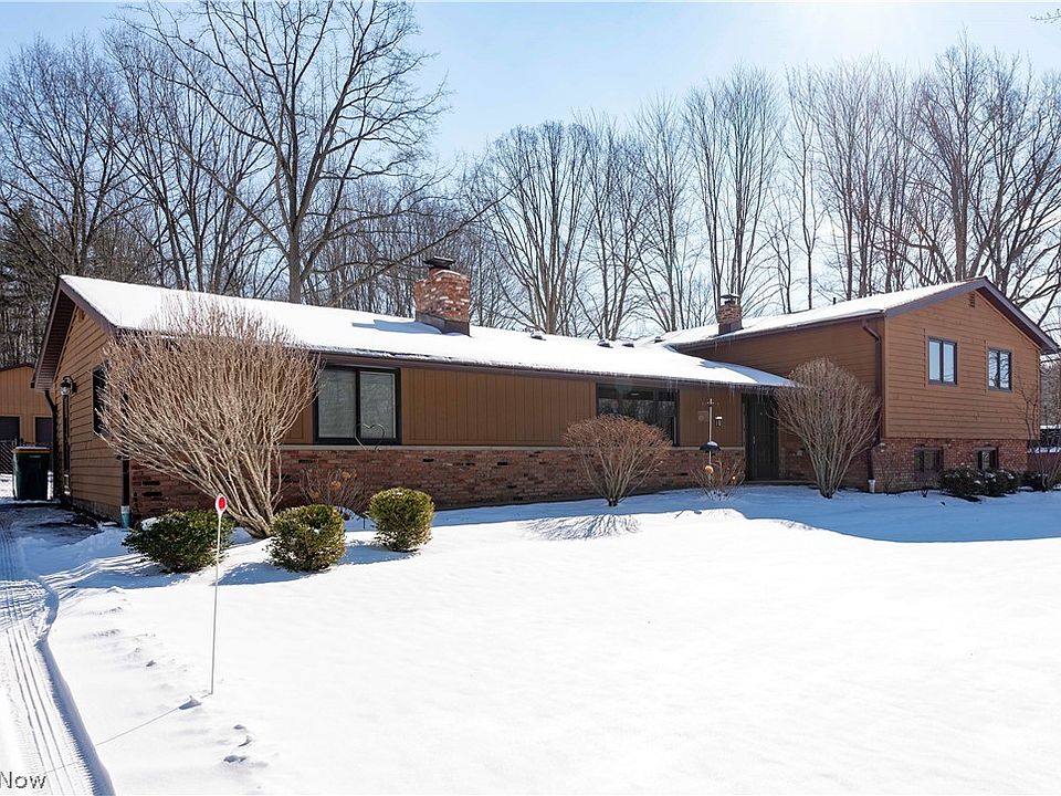 1st image of 9735 Deerfield Pl