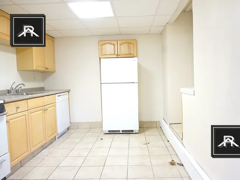 17 Glenville Ave #15 — Photo 15