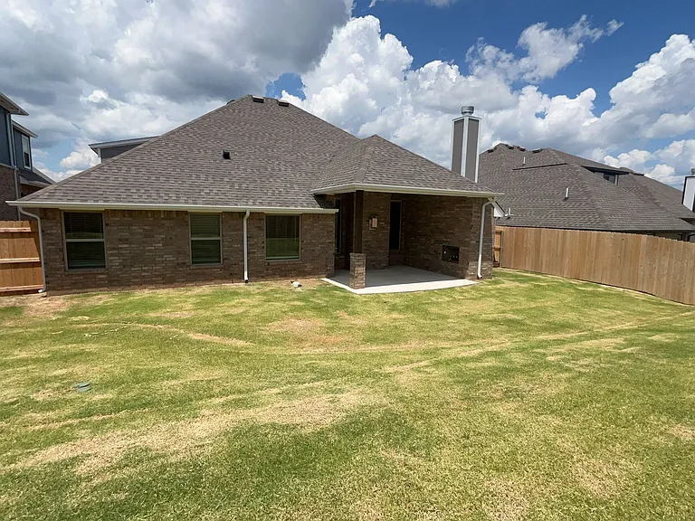 2228 NW 171st St — Photo 32