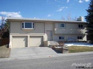 2231 Trojan Dr, Casper, WY 82609