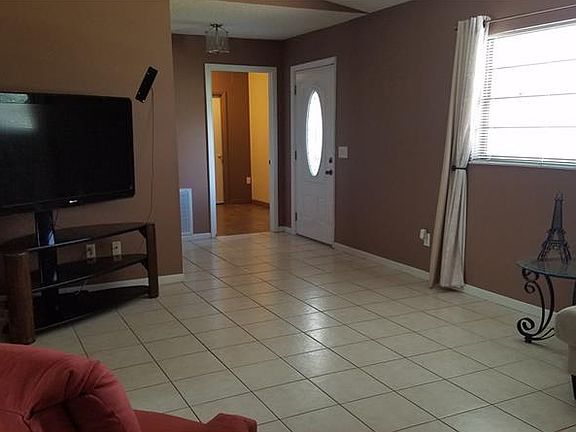 3rd image of 1757 W Acadian Dr