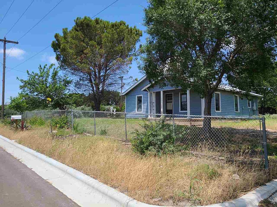 1st image of 1008 W Avenue E