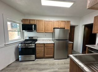 227 Smith Ave APT 8, Rockford, IL 61107
