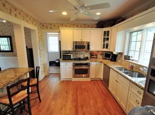 4 Francis Pl, Caldwell, NJ 07006