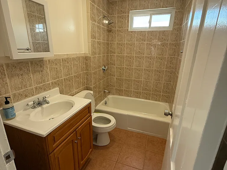 348 North St #2 — Photo 7