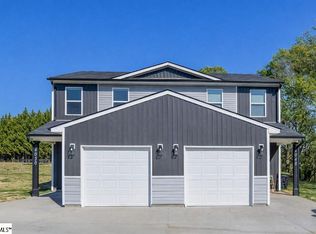 4048 Parris Bridge Rd, Boiling Springs, SC 29316