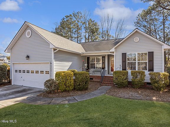 4th image of 1711 Candlewood Lane
