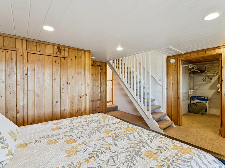 1171 N Grass Valley Rd — Photo 15