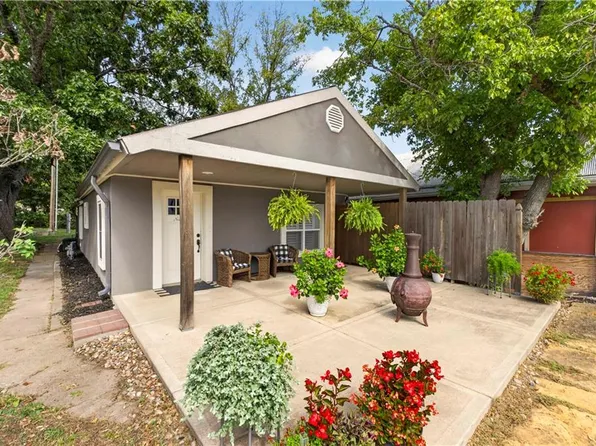 112 W Main St, Freeman, MO 64746