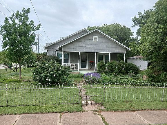 2nd image of 310 Strong St