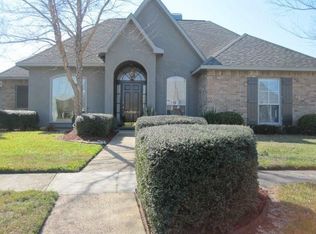 13102 Peacock Ave, Baton Rouge, LA 70817