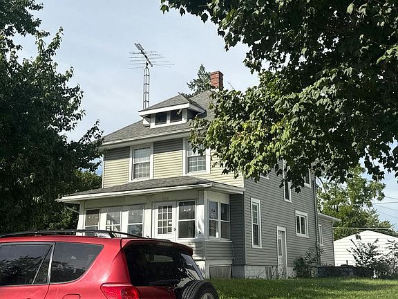 2nd image of 538 Euclid St