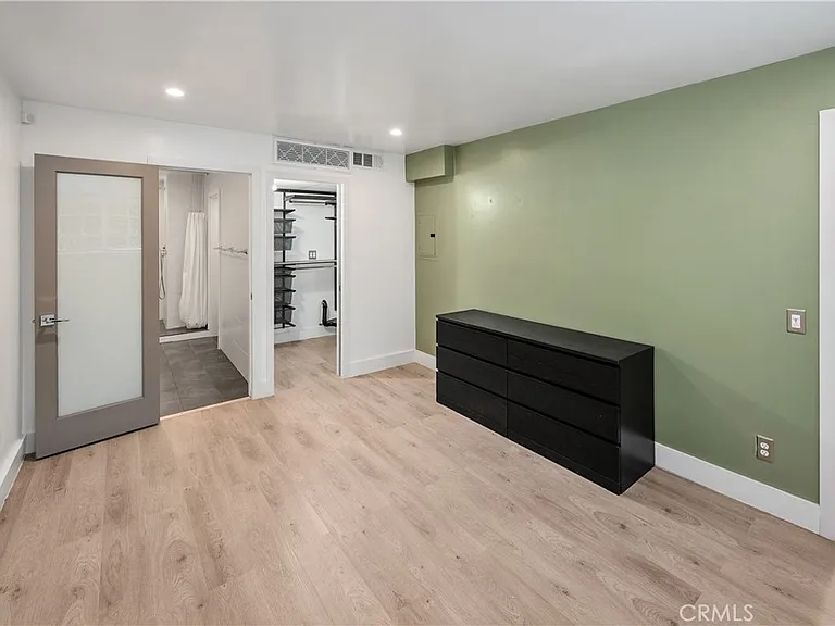 532 N Rossmore Ave #107 — Photo 7