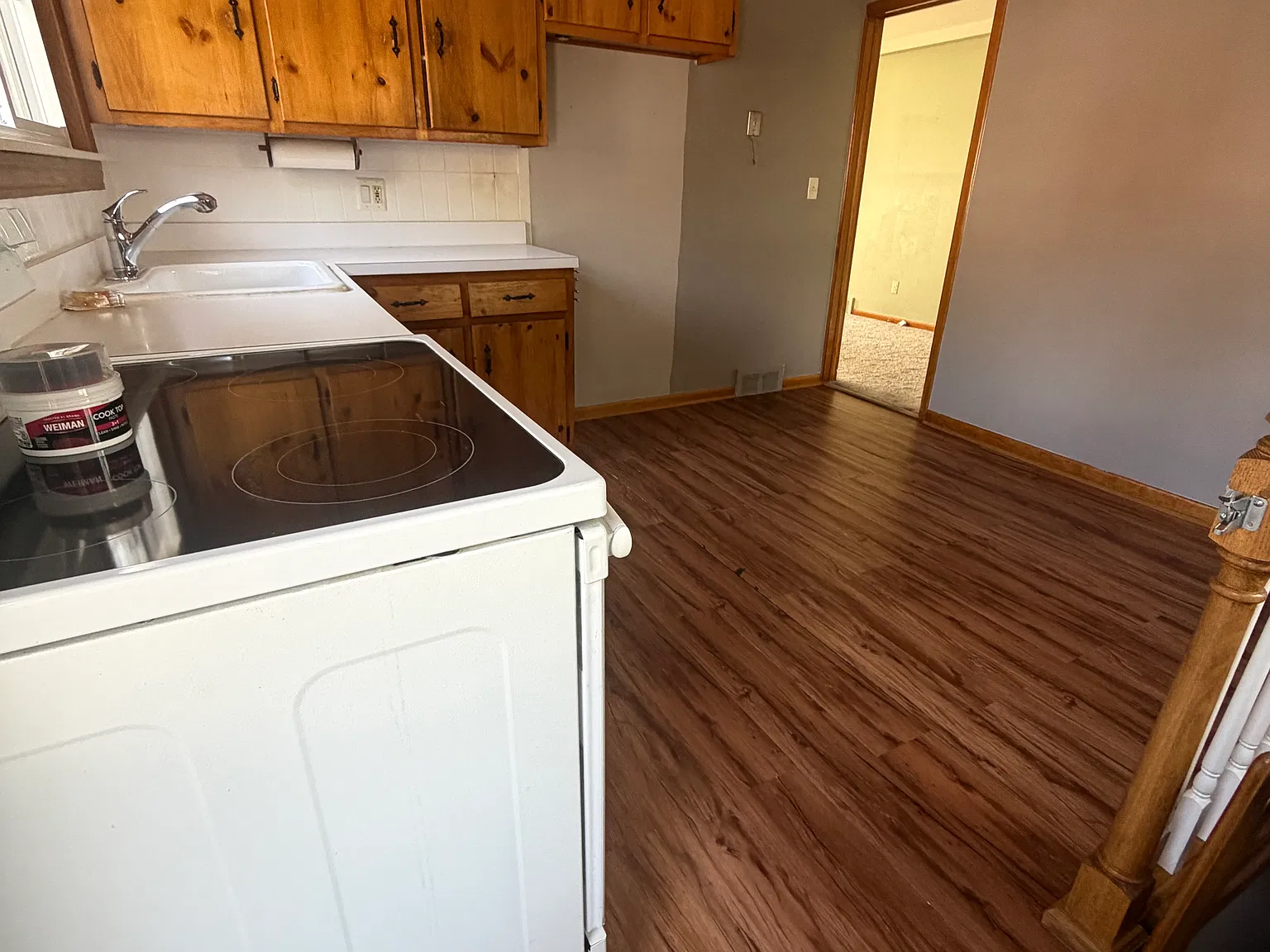 3 bed, 999 sqft, $1,749 — Photo 4