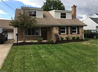 198 Oak Knoll St, Niles, OH