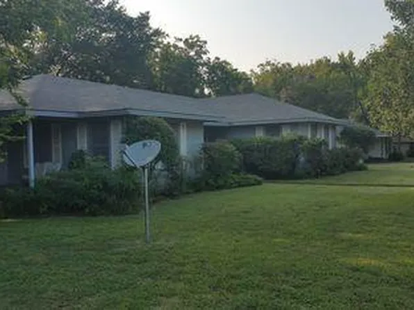 1203 Park Ave, Bonham, TX 75418