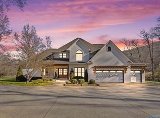 2665 Signal Point Rd, Guntersville, AL 35976