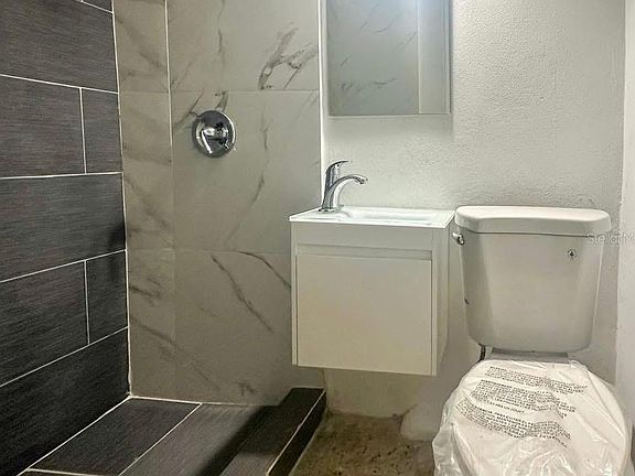 4th image of 2864 Paseo Aurea