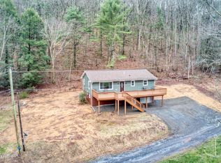 77 Yost Rd, Mill Hall, PA 17751