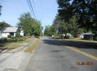 205 N Adair St, Clinton, SC 29325