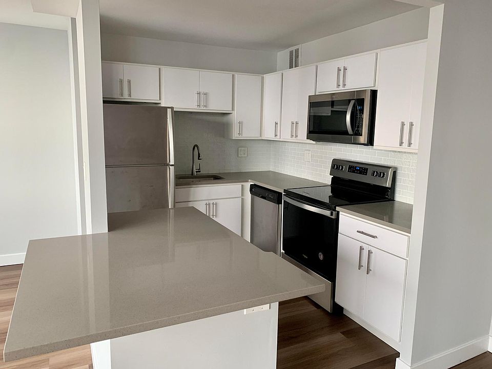 1st image of 1150 S Michigan Ave #3208
