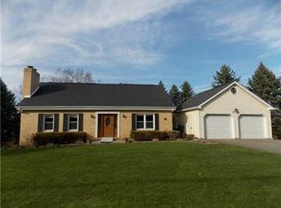 805 La Belle Vue Rd, Vandergrift, PA 15690