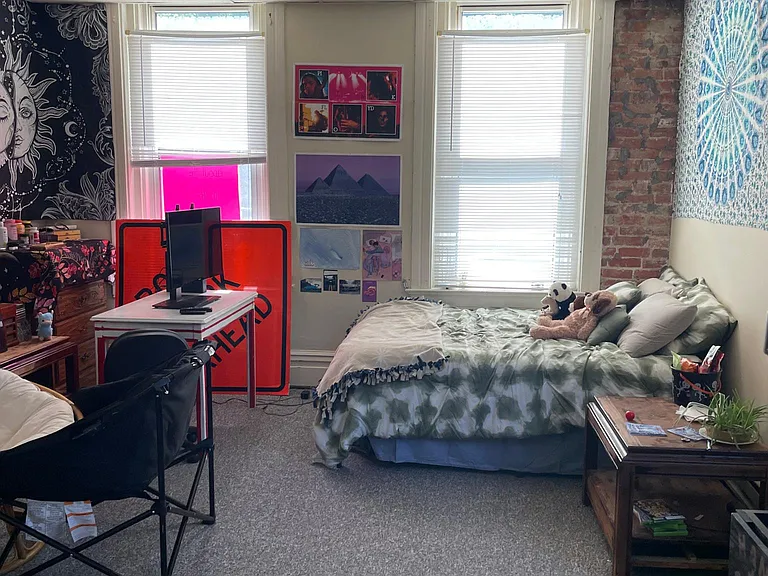 2147 W Clifton Ave #5 — Photo 3