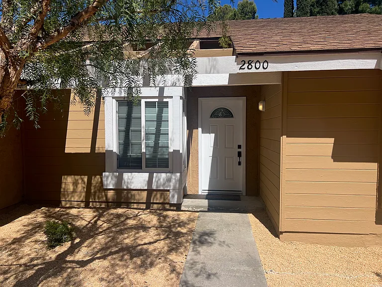 2800 Regina Ave — Photo 27