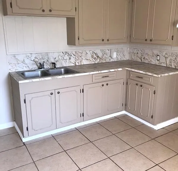 2702 Houston St — Photo 4
