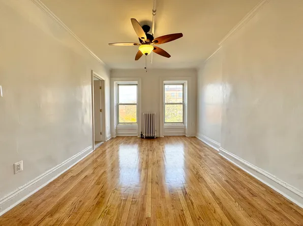 2109 Fifth Avenue image 1 of 6