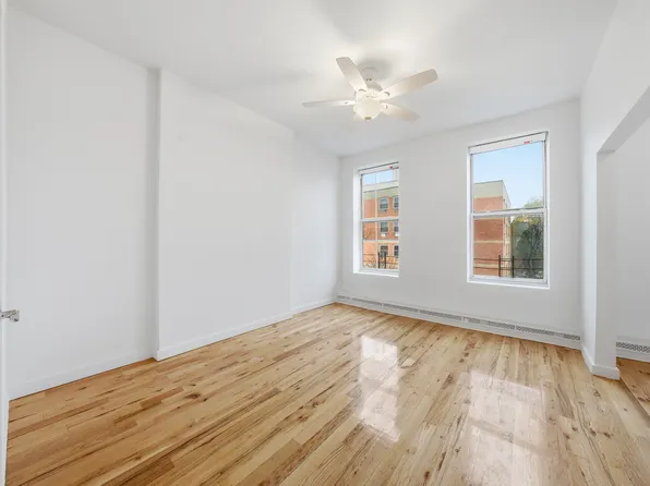 483 Quincy Street image 6 of 9