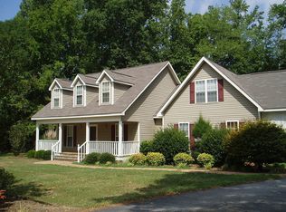 122 Fawnbrook Dr, Greenwood, SC 29646