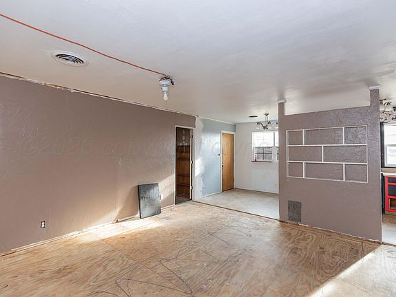 5th image of 107 Inverness St