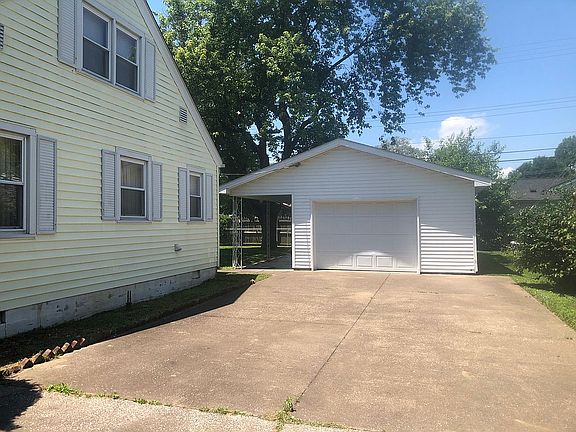 2nd image of 1413 Booth Ave