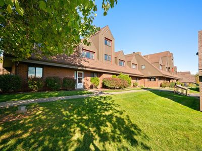 60 Montoya Drive #60, Branford, CT, 06405