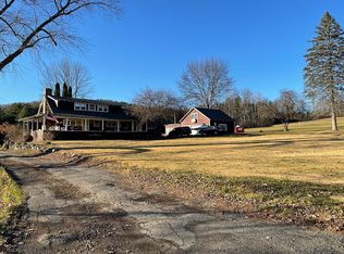 216 Elm Hill St #216, Springfield, VT 05156