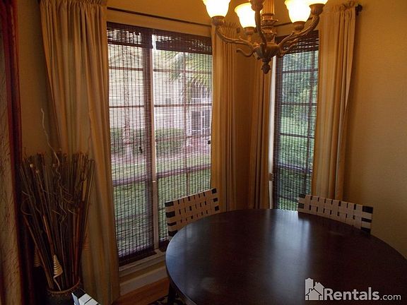 3rd image of 4688 Pembrook Pl