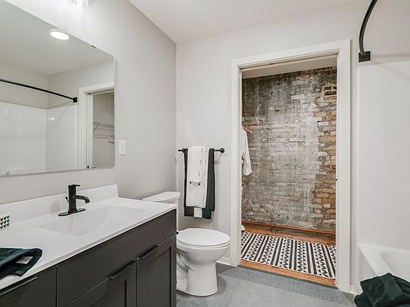5th image of 282 6th St E APT 208