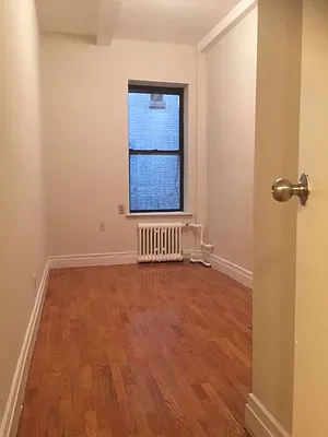 Rented by Landmark Real Estate | media 12