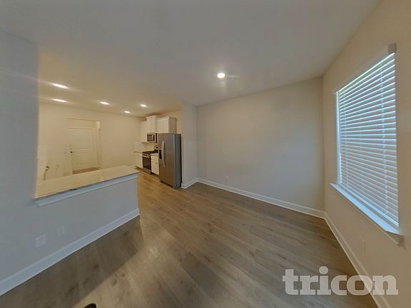 3rd image of 1214 Dye Blvd