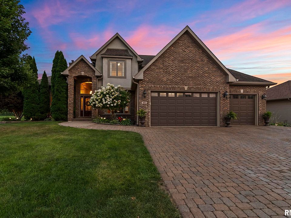 1st image of 424 Linden Ln